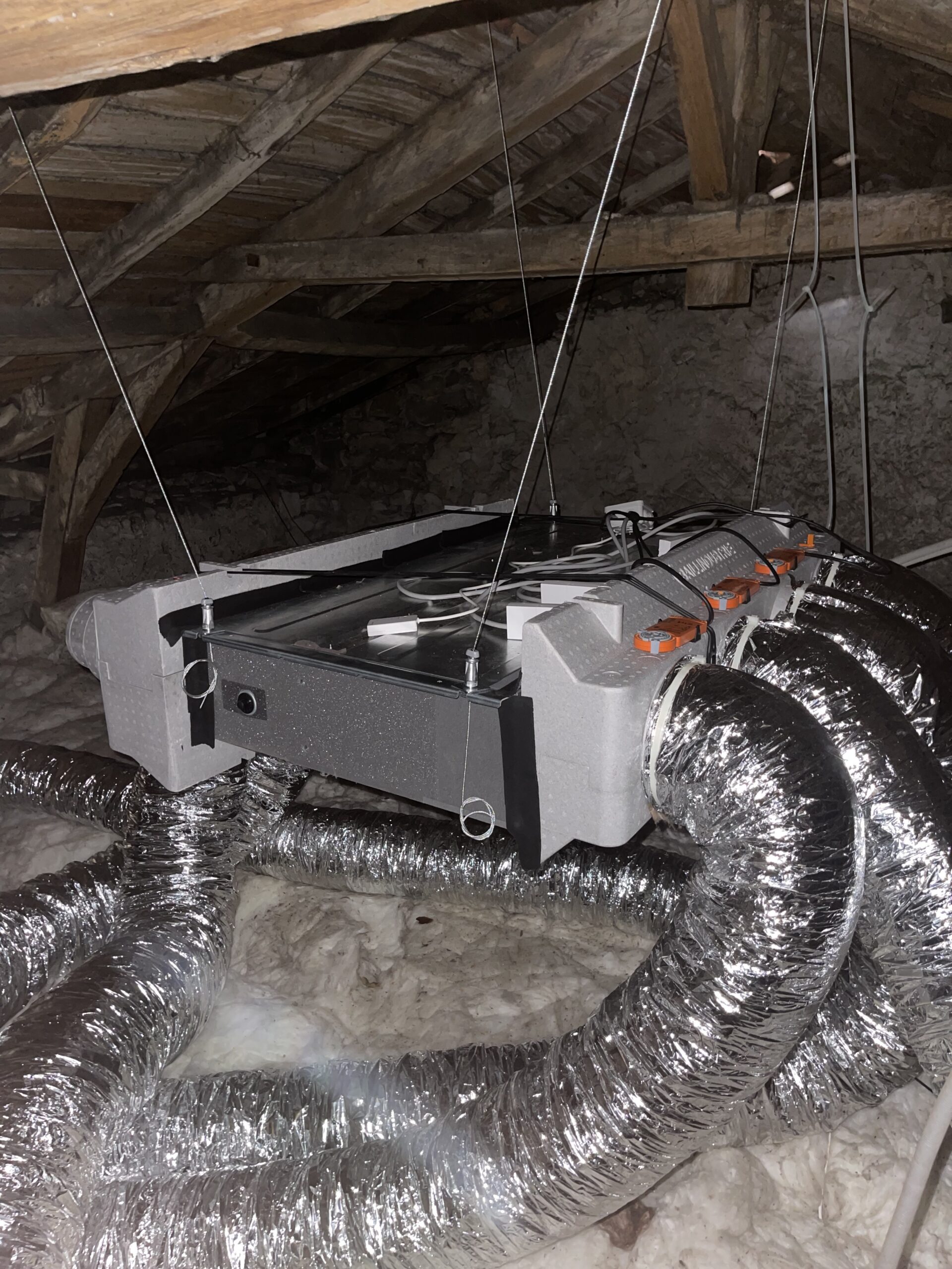 Installation d&rsquo;une pompe à chaleur gainable