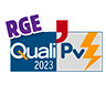Certification RGE QualiPV 2023 : Installation Photovoltaïque Logo RGE QualiPV 2023, certification pour l'installation photovoltaïque, avec un éclair orange.